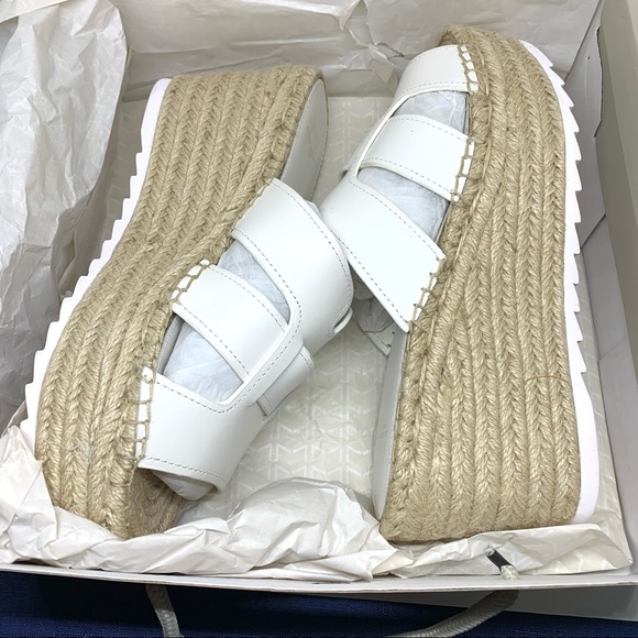NIB Marc Fisher White Leather Robbyn Espadrille Wedge Sandals - Picture 11 of 12